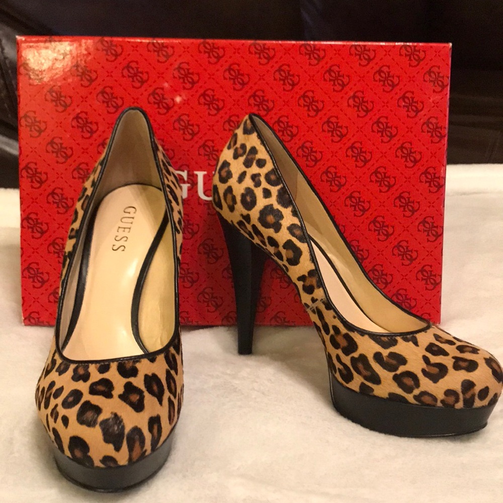 Guess Cheeta Print Pumps/ Heels